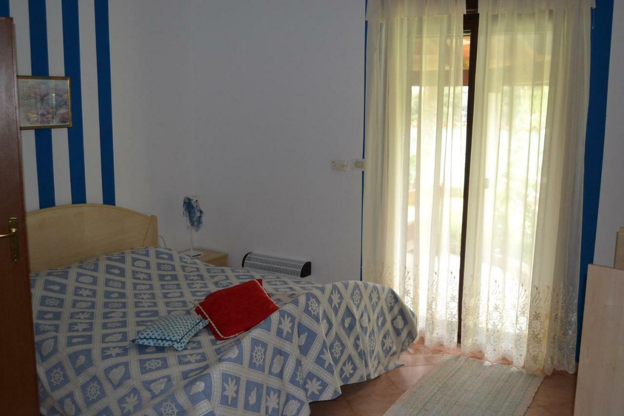 Villa Verde Apartments And Rooms Premantura Esterno foto
